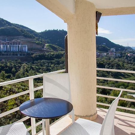 Exclusive Apartment Tirana Exteriör bild