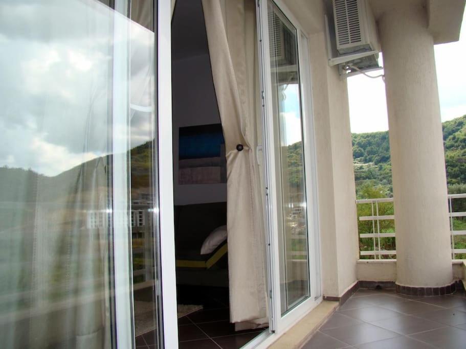 Exclusive Apartment Tirana Exteriör bild