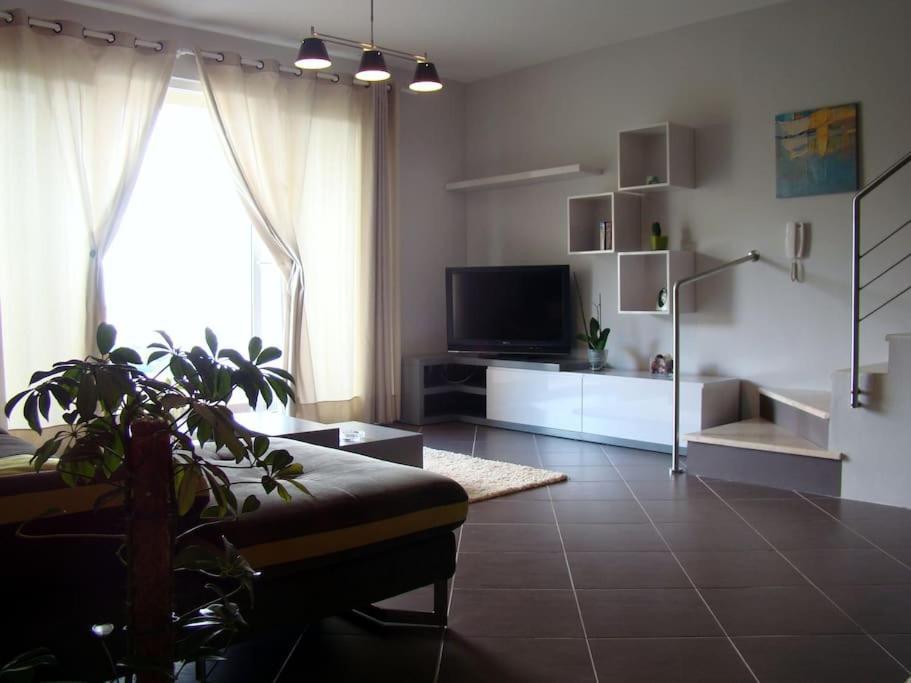 Exclusive Apartment Tirana Exteriör bild