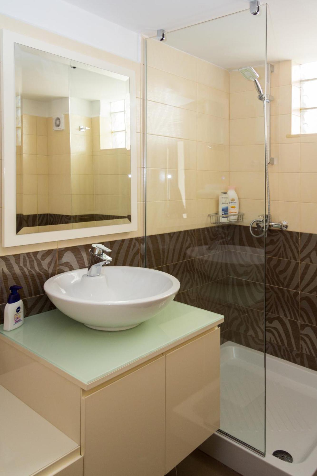 Exclusive Apartment Tirana Exteriör bild